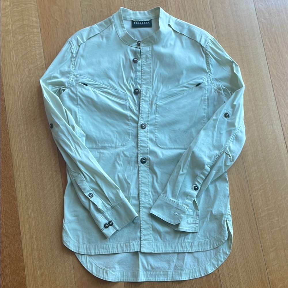 Vollebak Men’s Equator Shirt “Temple of Doom” Small